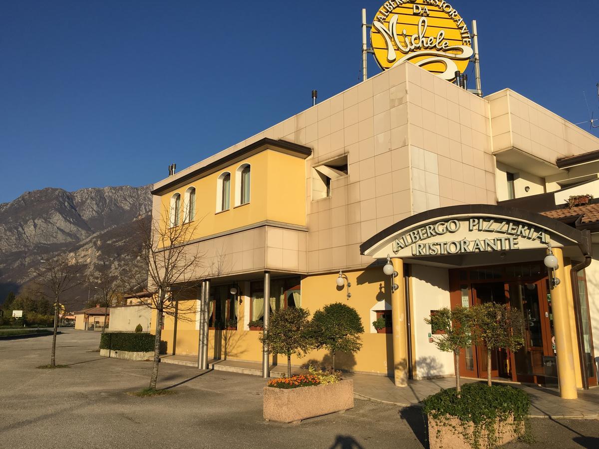 Albergo Ristorante Pizzeria Da Michele Venzone Εξωτερικό φωτογραφία